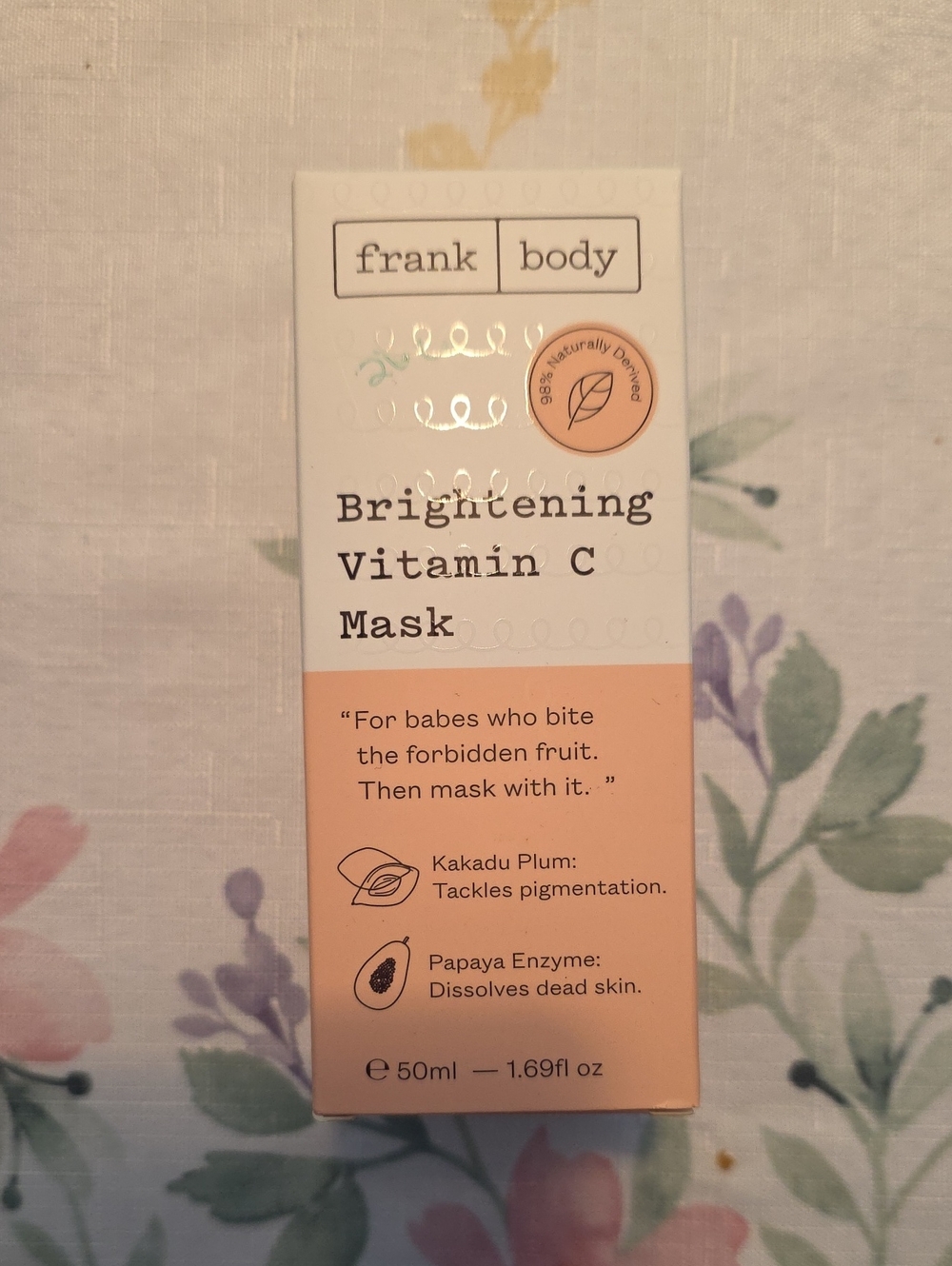 Brightening Vitamin C Mask - Peach